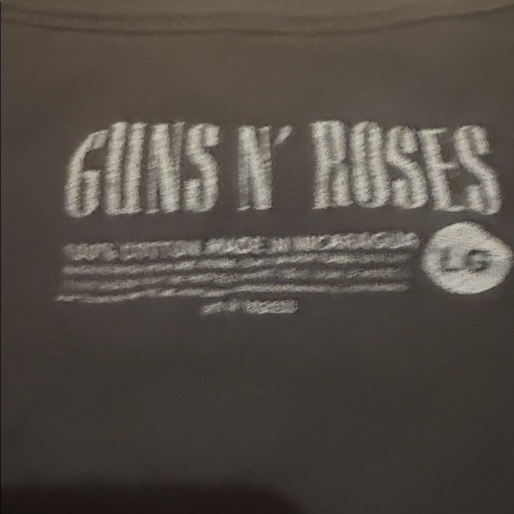 Guns N' Roses Black Graphic T-Shirt - Picture 3 of 4